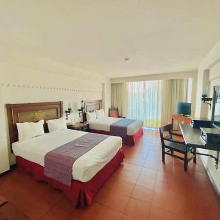 Hotel Fenix Guadalajara Esterno foto