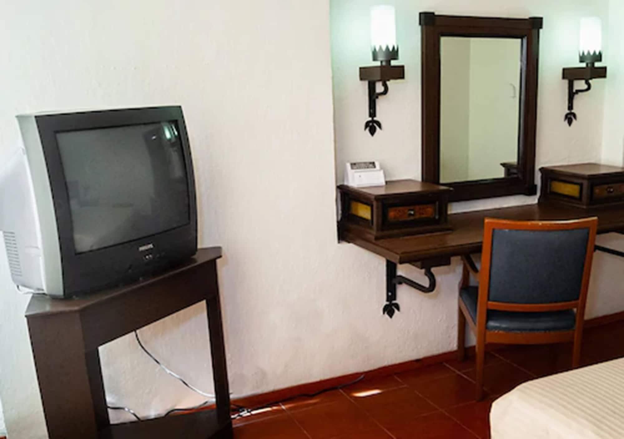 Hotel Fenix Guadalajara Esterno foto