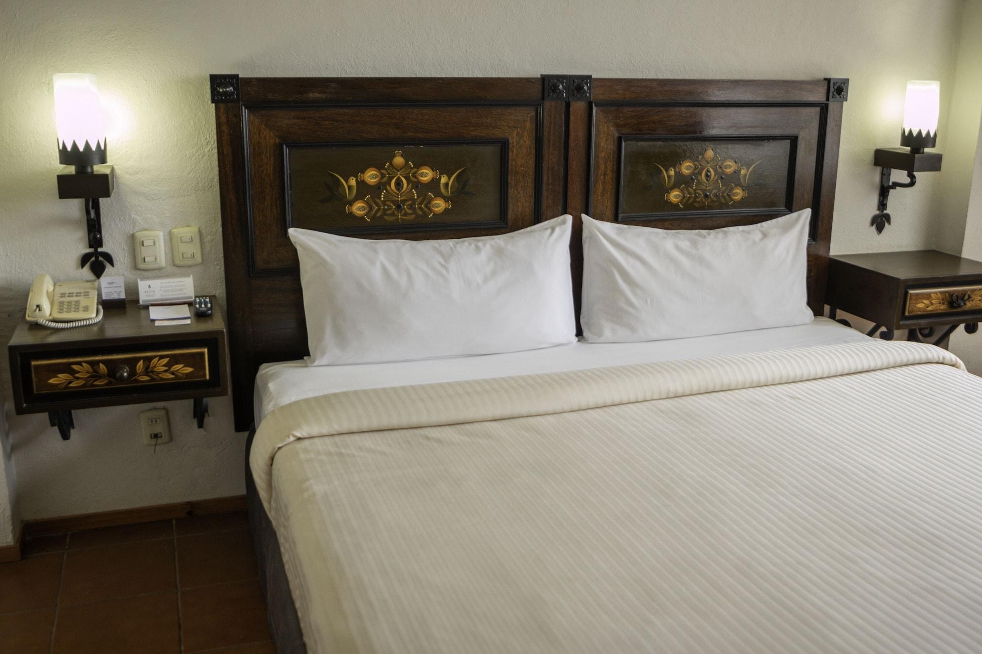 Hotel Fenix Guadalajara Esterno foto