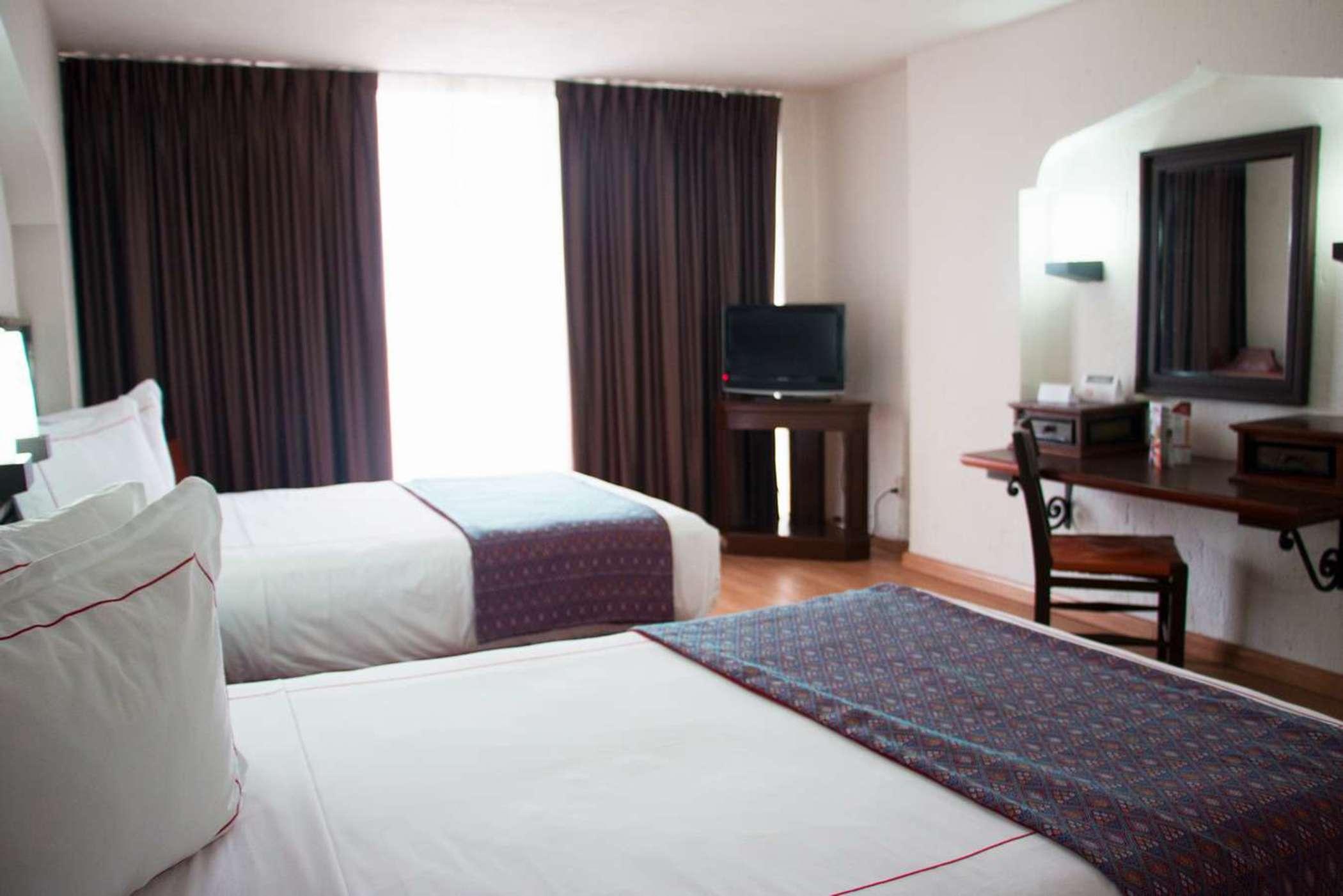 Hotel Fenix Guadalajara Esterno foto