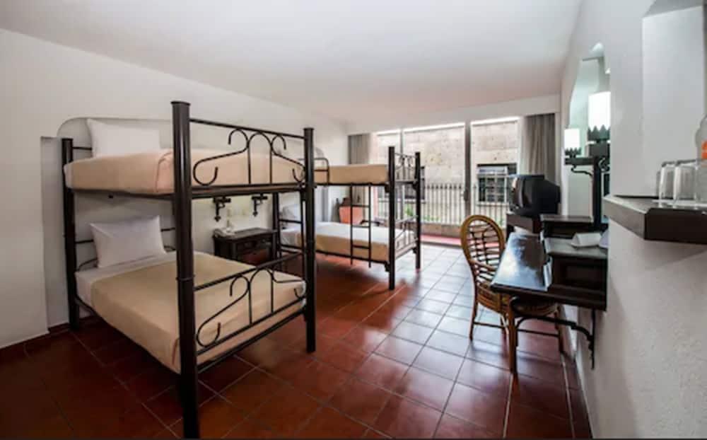 Hotel Fenix Guadalajara Esterno foto